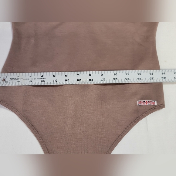Hudson Knot Back Long Sleeve Snsp Closure Bodysuit Deep Taupe Size Medium - Picture 13 of 15